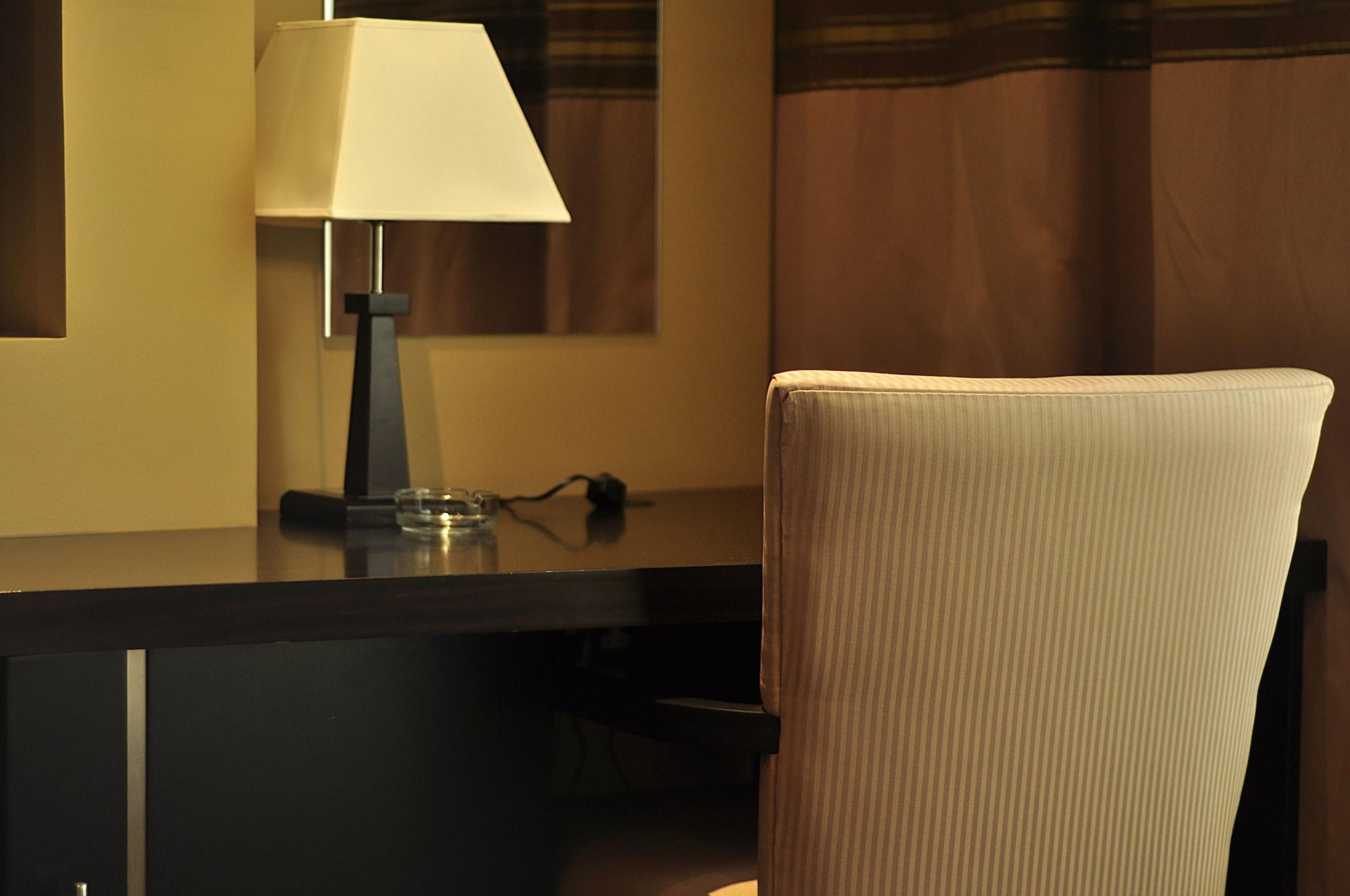 שארג'ה Aldar Hotel מראה חיצוני תמונה