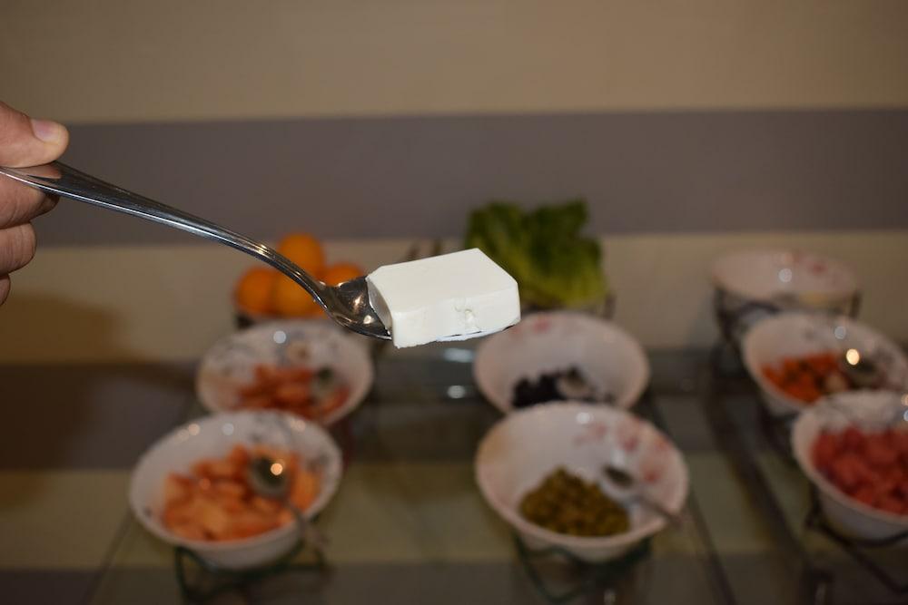 שארג'ה Aldar Hotel מראה חיצוני תמונה
